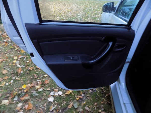 Used Dacia Duster 2015 for sale - 76329601: Photo 26