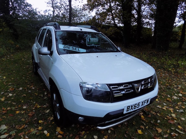 Used Dacia Duster 2015 for sale - 76329601: Photo 2