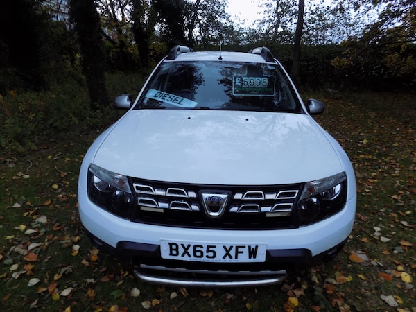 Used Dacia Duster 2015 for sale - 76329601: Photo 3