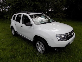 Used Dacia Duster 2016 for sale - 78777323: Photo