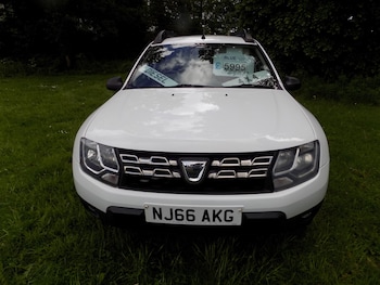 Used Dacia Duster 2016 for sale - 78777323: Photo
