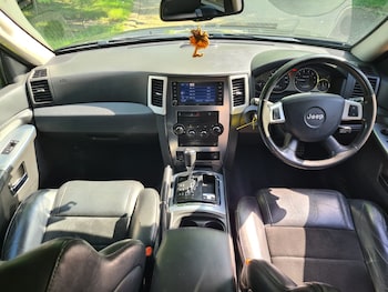 Used Jeep Grand Cherokee 2010 for sale - 79021132: Photo