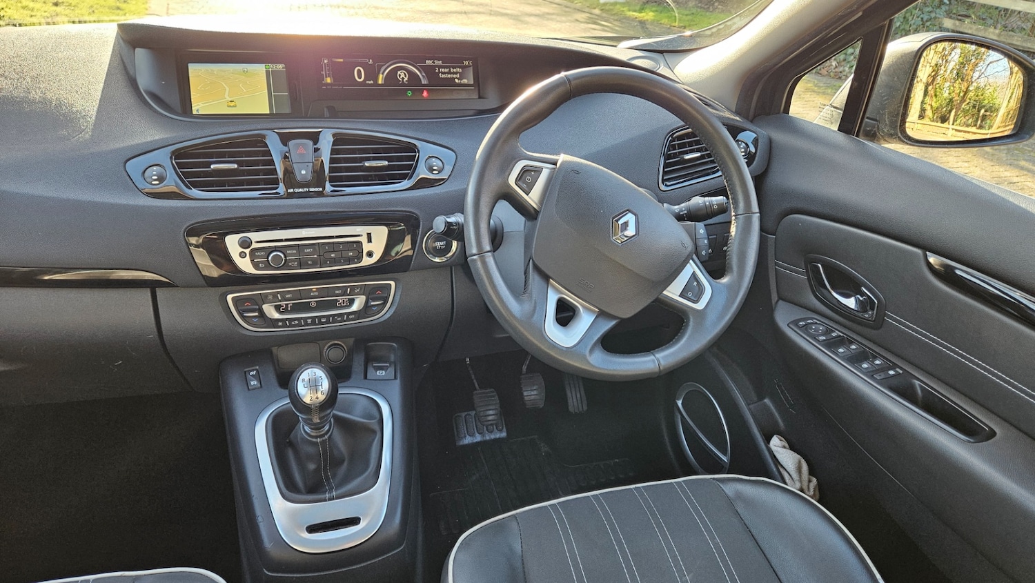 Used Renault Scenic 2012 for sale - 77400128: Photo 37