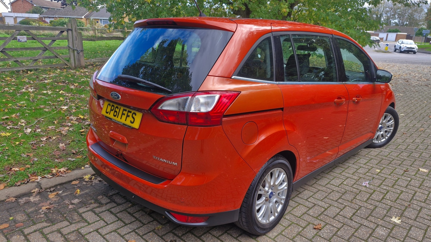 Used Ford Grand C-Max 2011 for sale - 76354409: Photo 13
