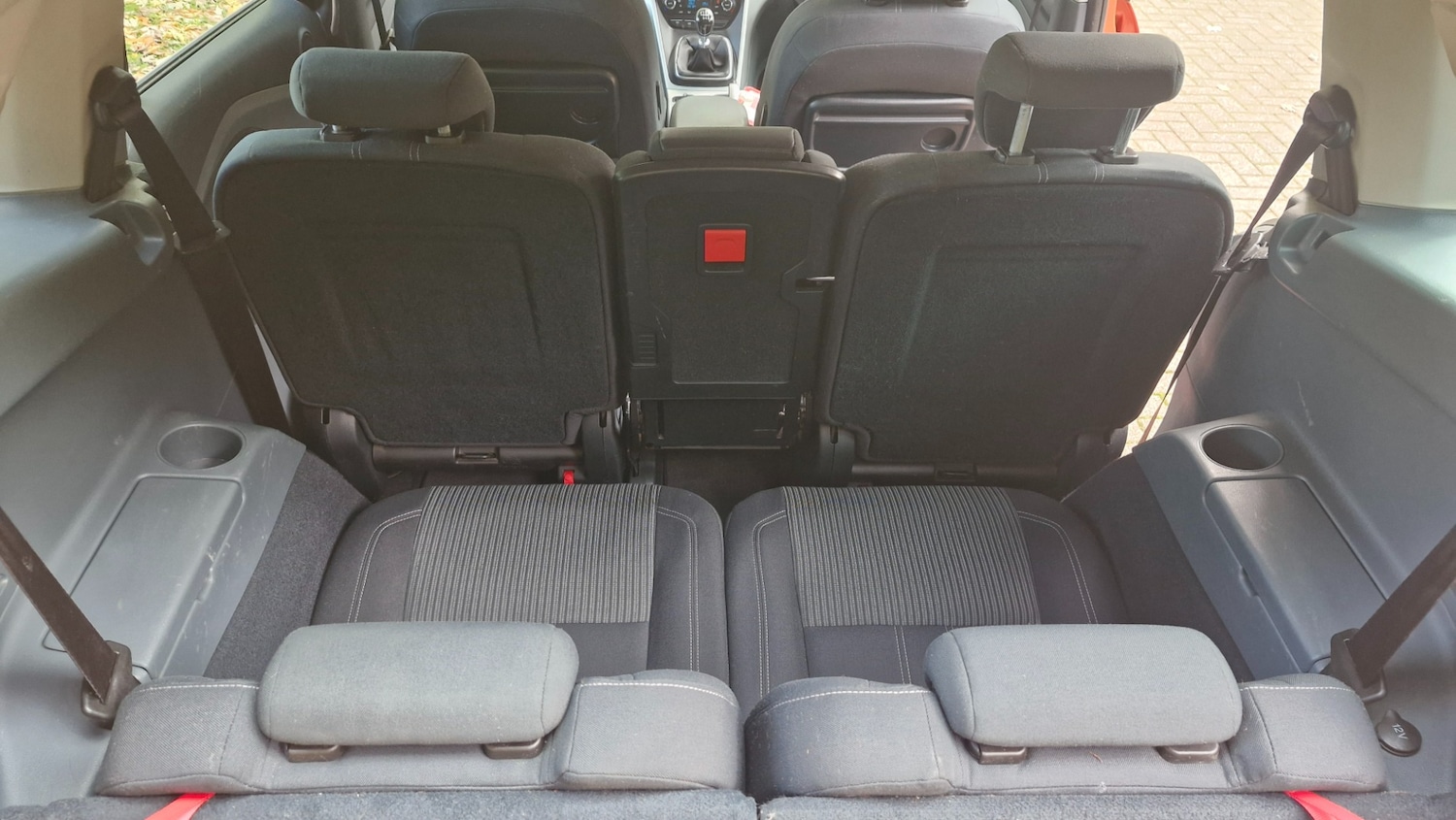 Used Ford Grand C-Max 2011 for sale - 76354409: Photo 27