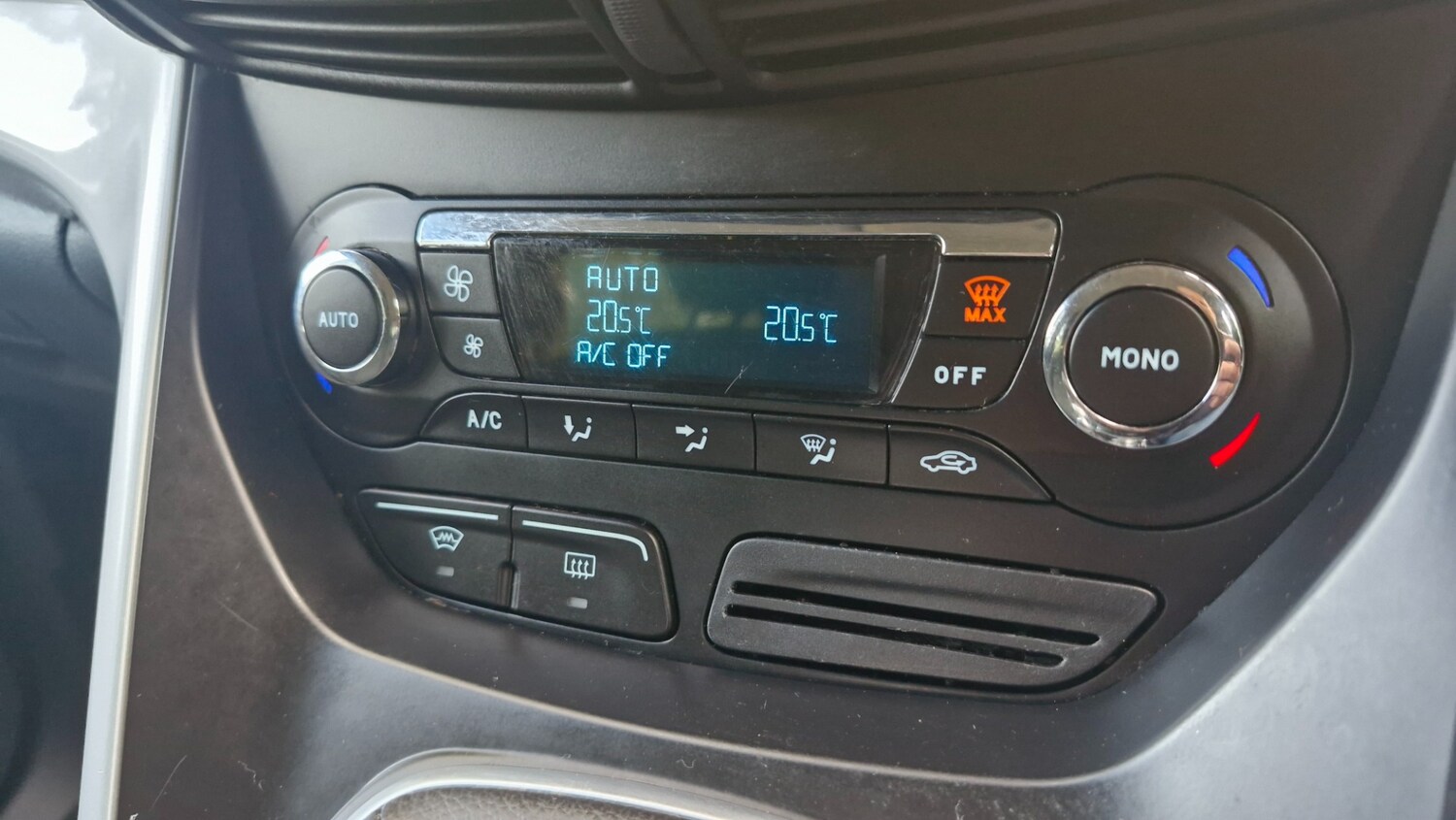 Used Ford Grand C-Max 2011 for sale - 76354409: Photo 40