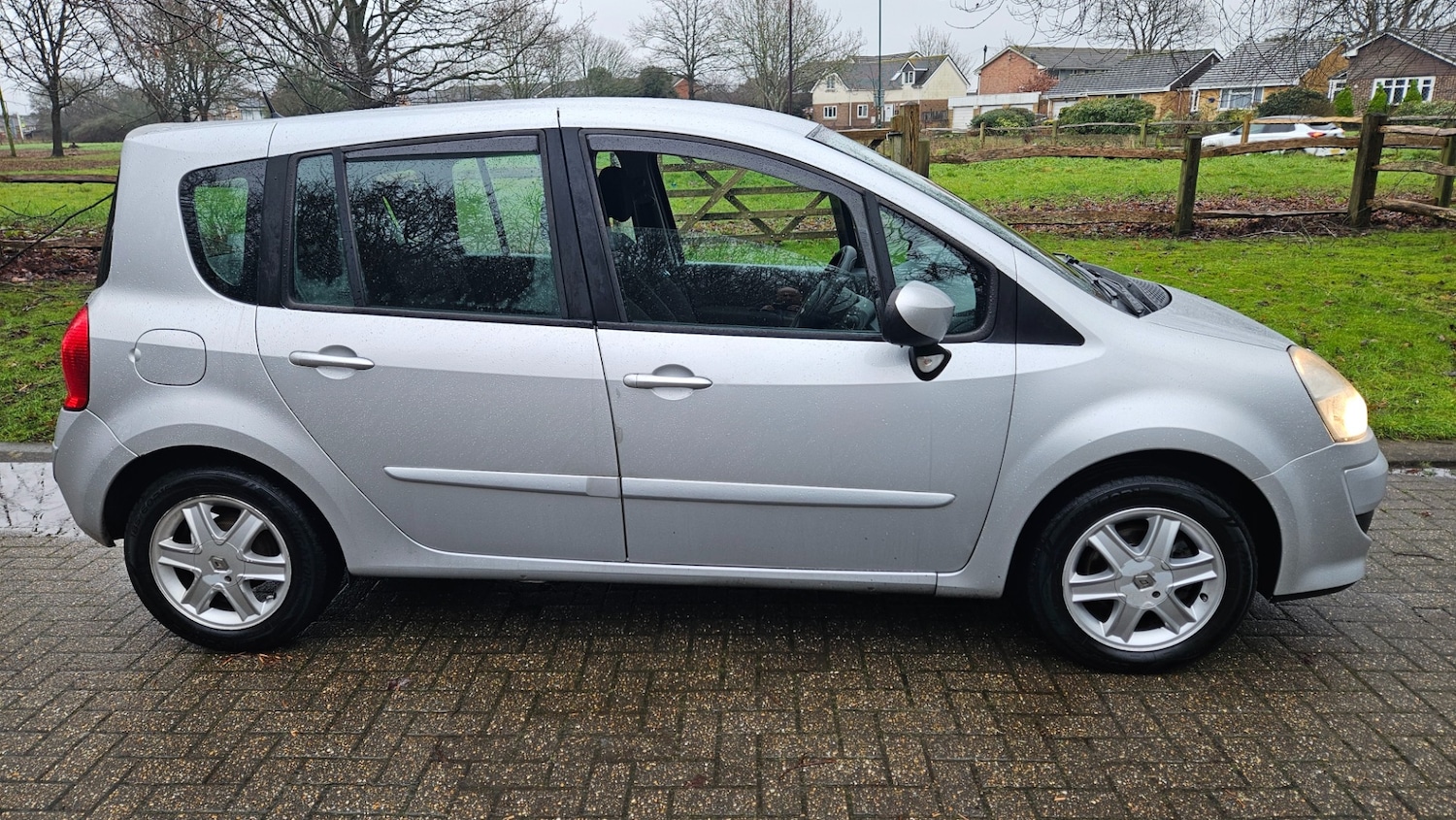 Used Renault Grand Modus 2011 for sale - 77186523: Photo 10