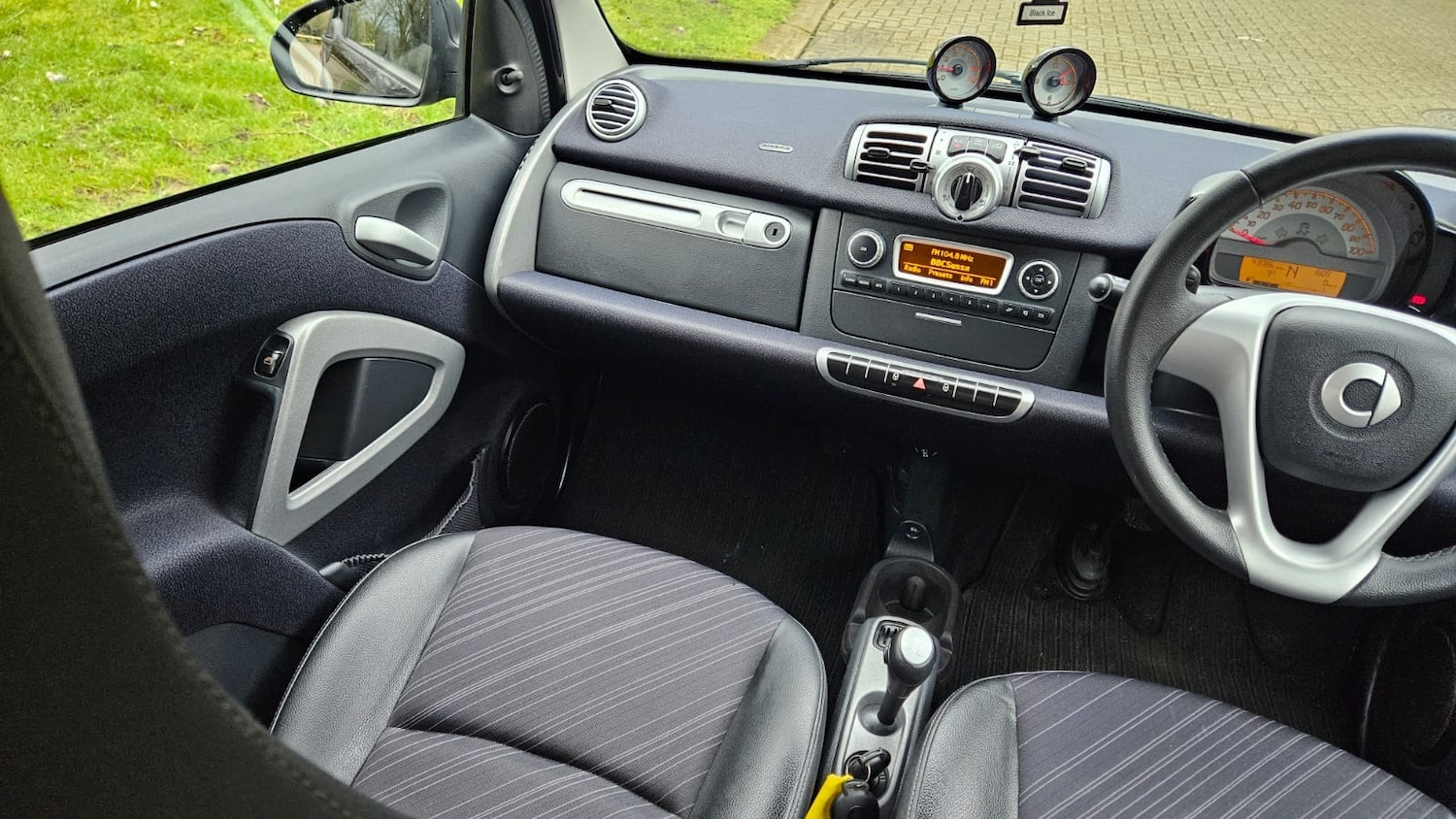 Used smart fortwo 2014 for sale - 77603760: Photo 23