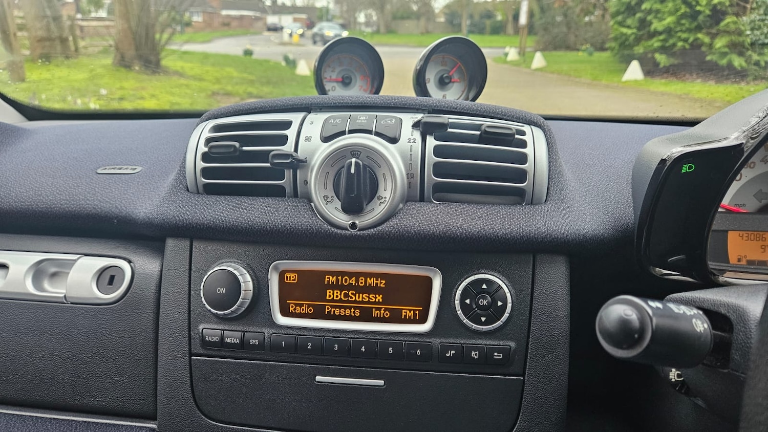 Used smart fortwo 2014 for sale - 77603760: Photo 31