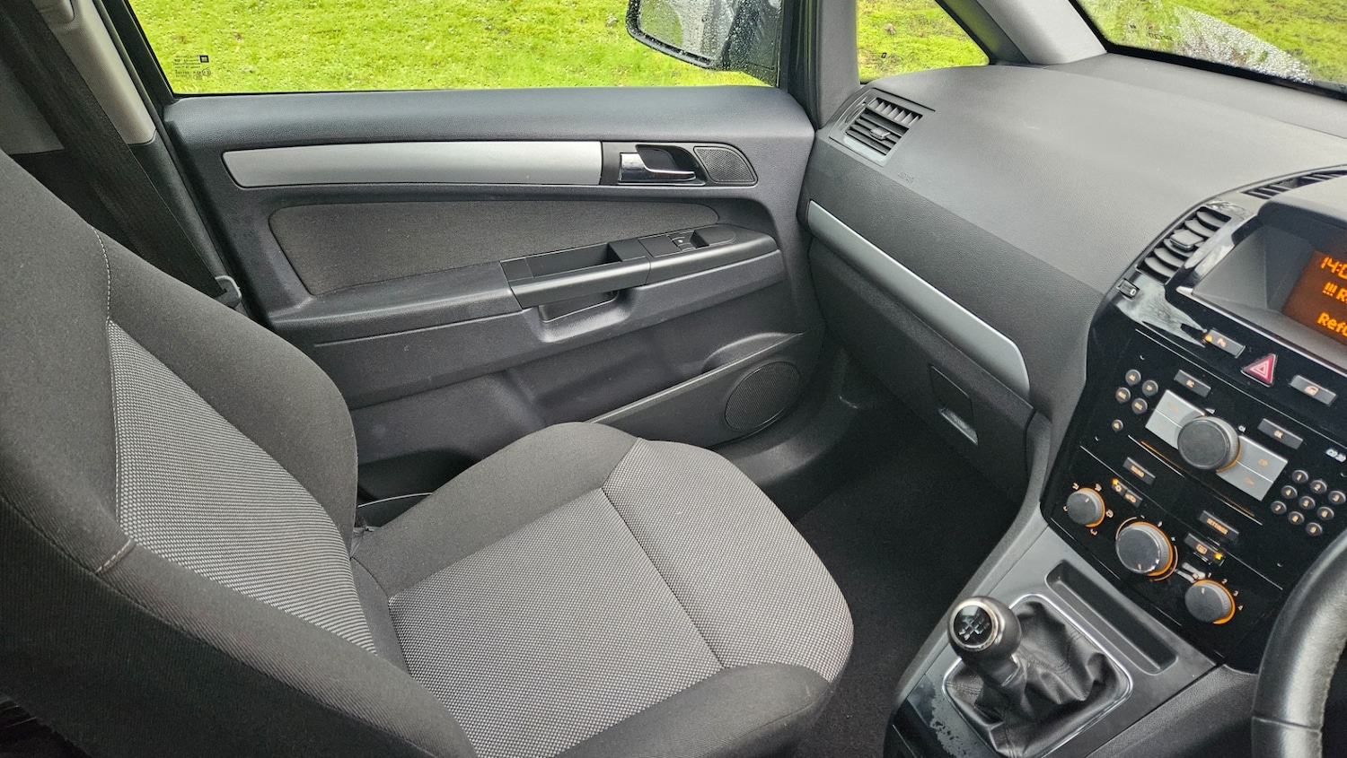 Used Vauxhall Zafira 2012 for sale - 77284083: Photo 32