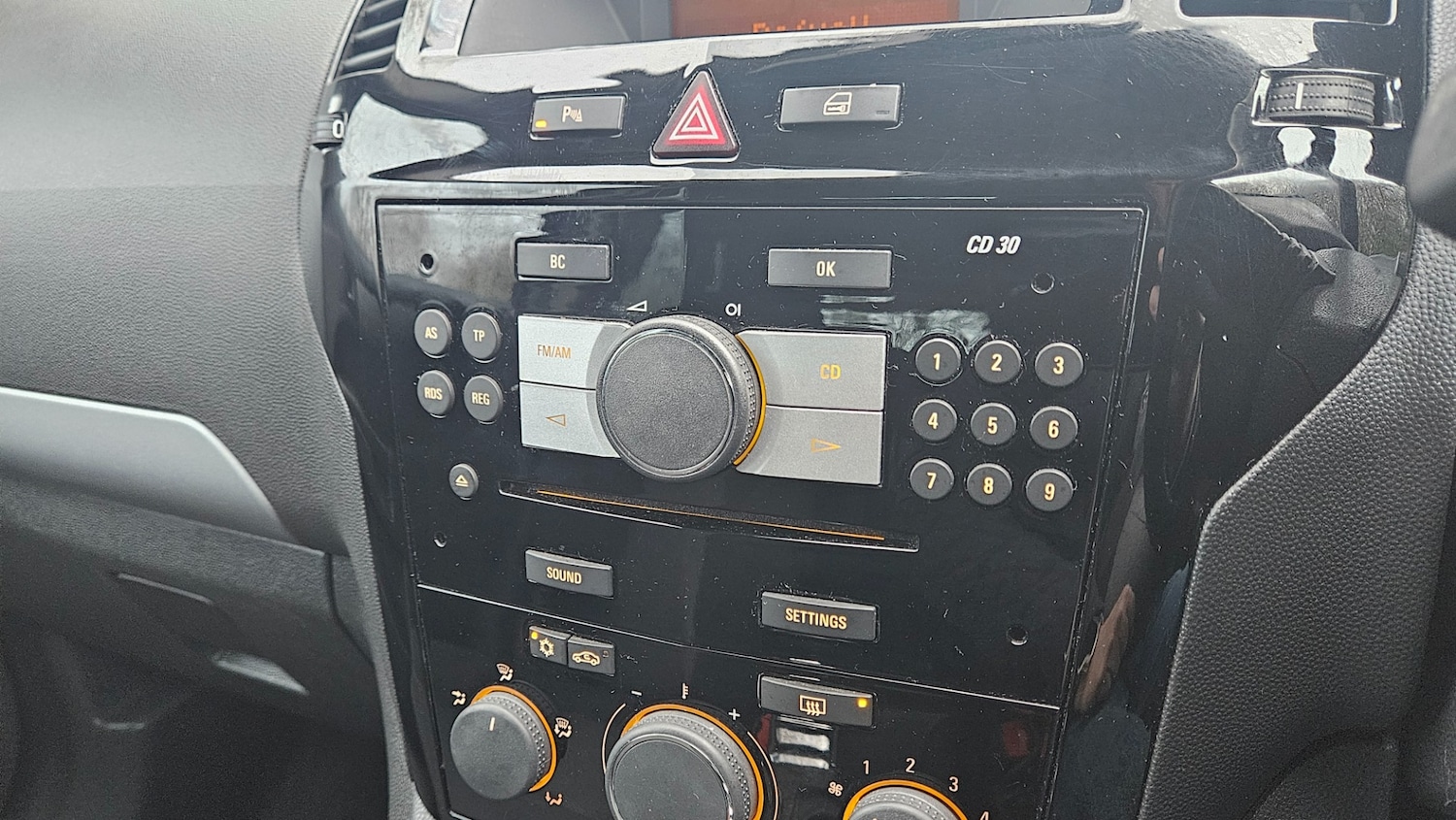 Used Vauxhall Zafira 2012 for sale - 77284083: Photo 33