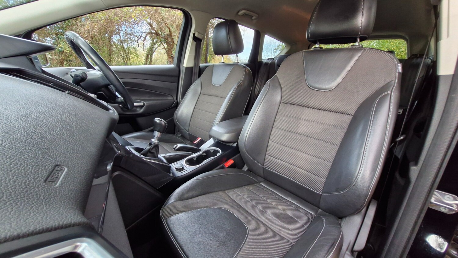 Used Ford Kuga 2016 for sale - 76627038: Photo 22