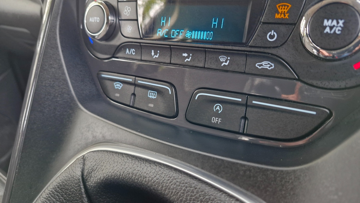 Used Ford Kuga 2016 for sale - 76627038: Photo 34