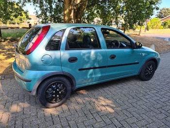 Used Vauxhall Corsa 2005 for sale - 79492260: Photo