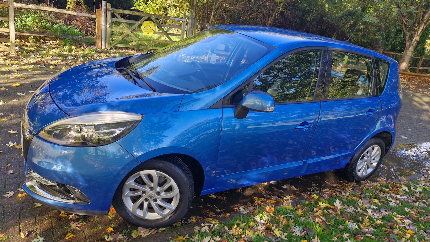 Used Renault Scenic 2013 for sale - 76449474: Photo 13