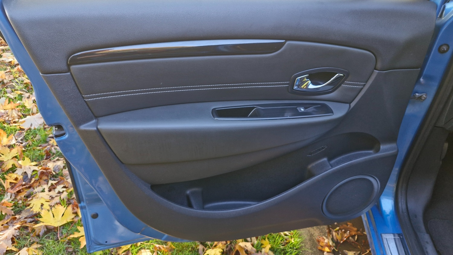 Used Renault Scenic 2013 for sale - 76449474: Photo 24