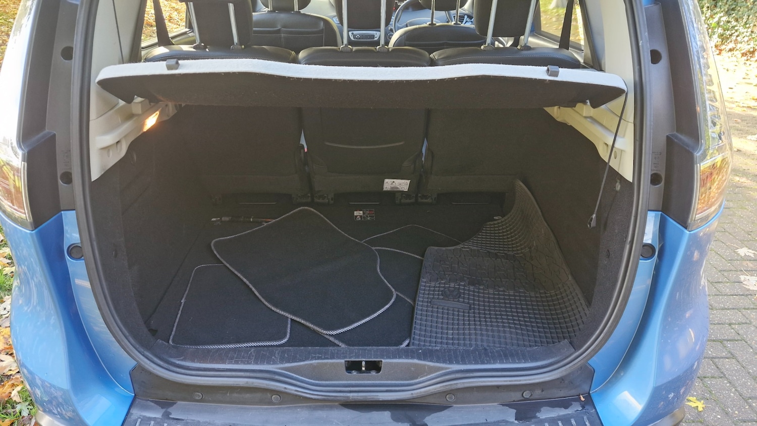 Used Renault Scenic 2013 for sale - 76449474: Photo 27