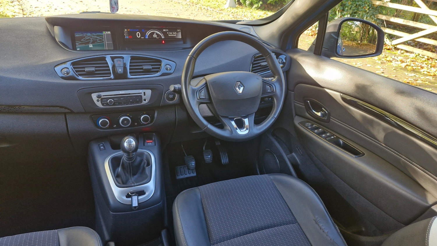 Used Renault Scenic 2013 for sale - 76449474: Photo 28