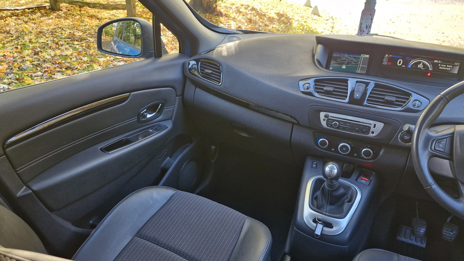 Used Renault Scenic 2013 for sale - 76449474: Photo 32