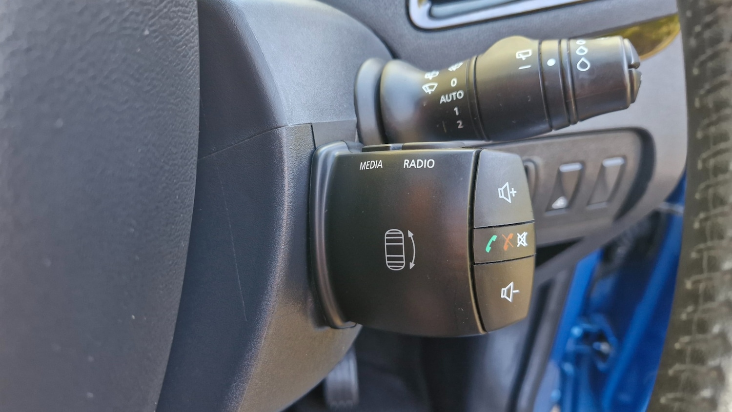 Used Renault Scenic 2013 for sale - 76449474: Photo 38