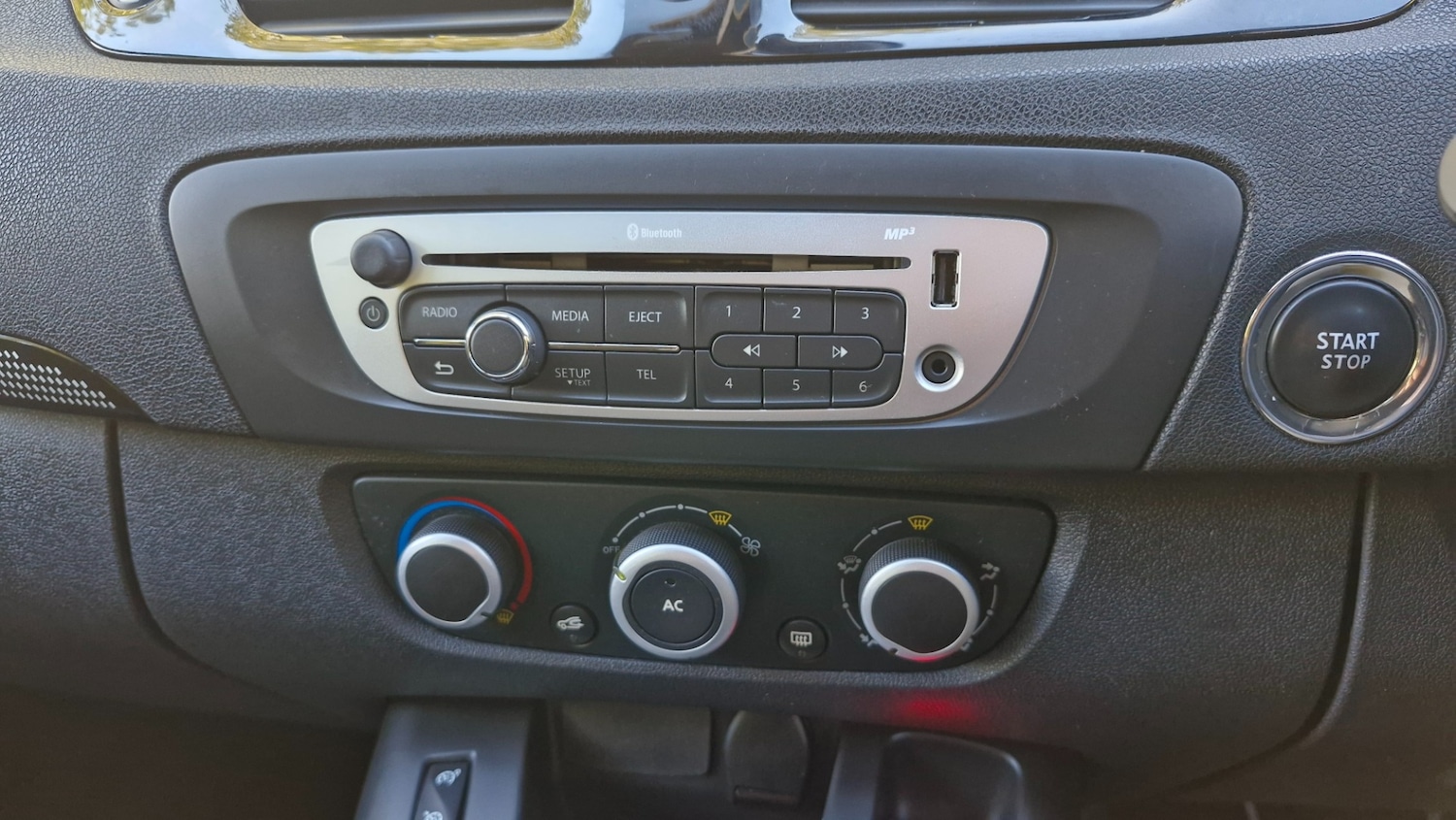 Used Renault Scenic 2013 for sale - 76449474: Photo 41