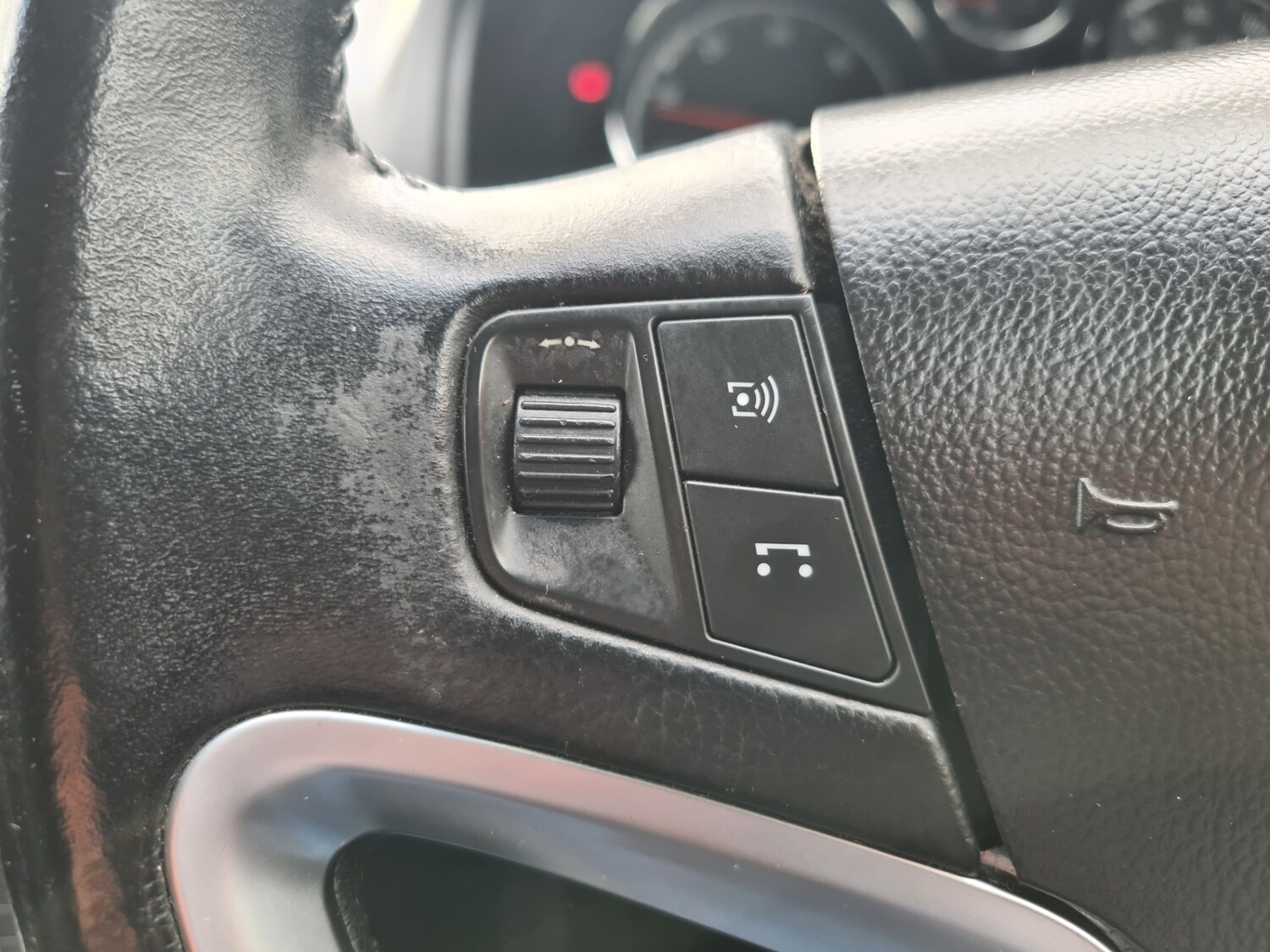 Used Vauxhall Antara 2014 for sale - 77822405: Photo 37