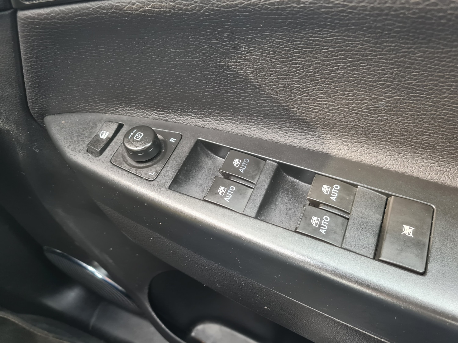 Used Vauxhall Antara 2014 for sale - 77822405: Photo 40