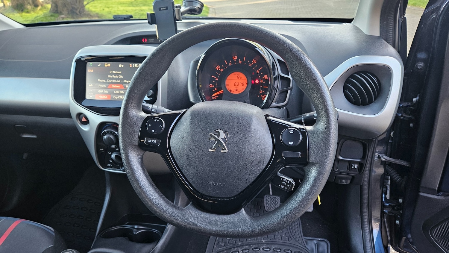 Used Peugeot 108 2016 for sale - 77400132: Photo 28