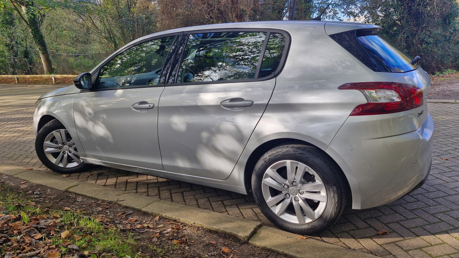 Used Peugeot 308 2014 for sale - 76638999: Photo 15