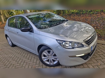 Used Peugeot 308 2014 for sale - 76638999: Photo