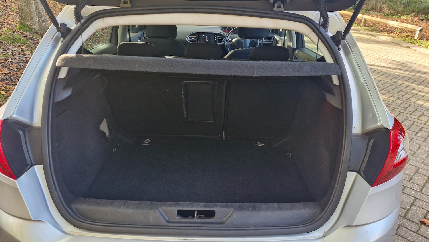 Used Peugeot 308 2014 for sale - 76638999: Photo 29