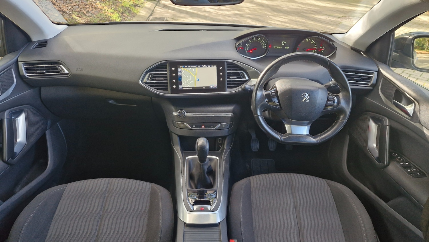 Used Peugeot 308 2014 for sale - 76638999: Photo 3