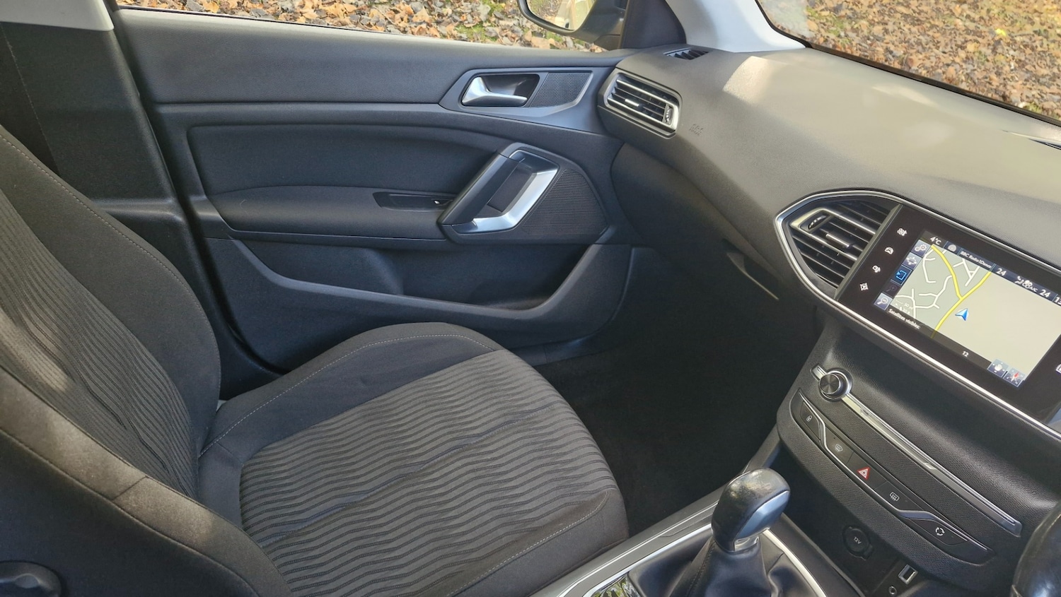 Used Peugeot 308 2014 for sale - 76638999: Photo 30