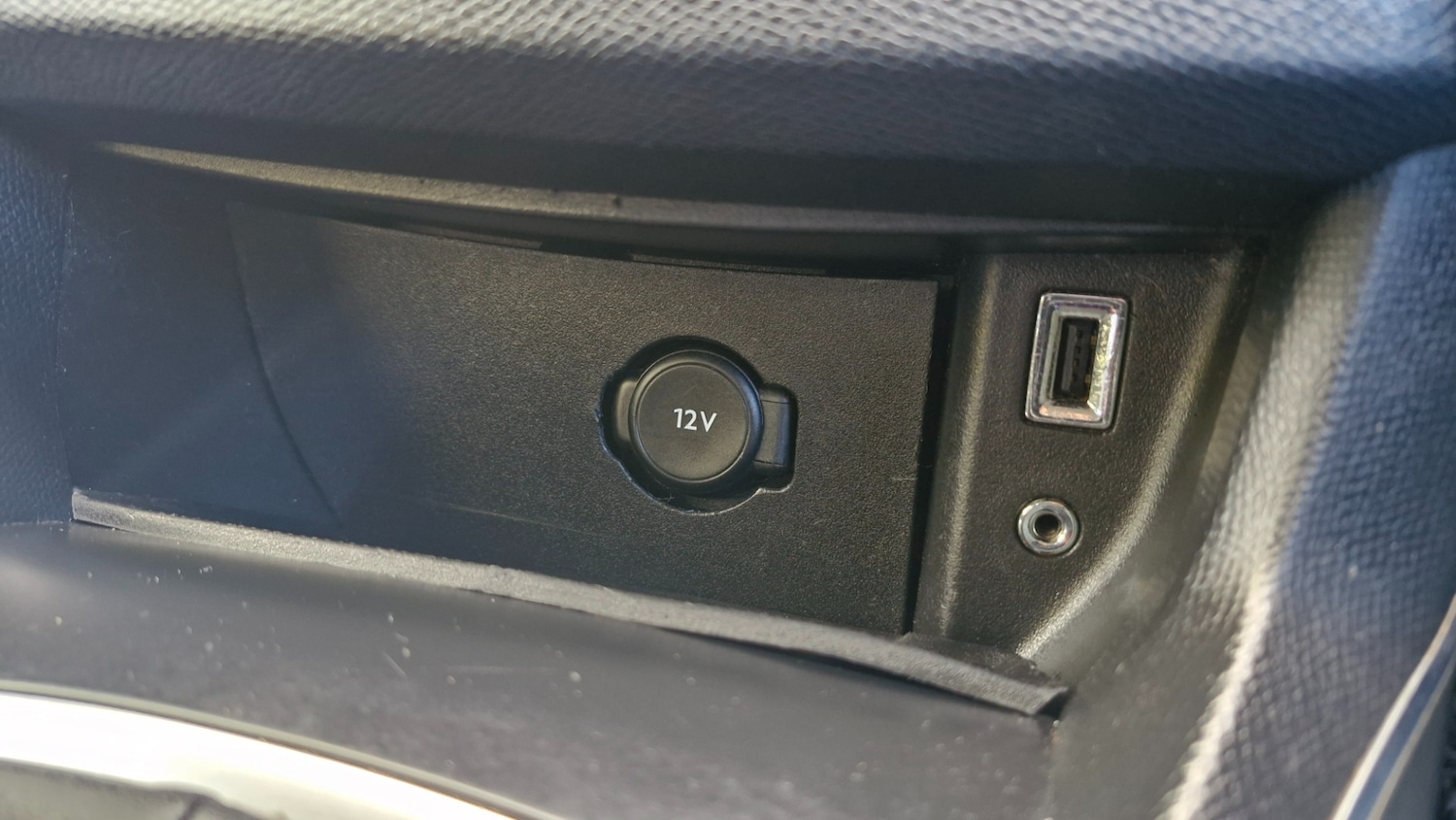 Used Peugeot 308 2014 for sale - 76638999: Photo 31