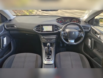 Used Peugeot 308 2014 for sale - 76638999: Photo