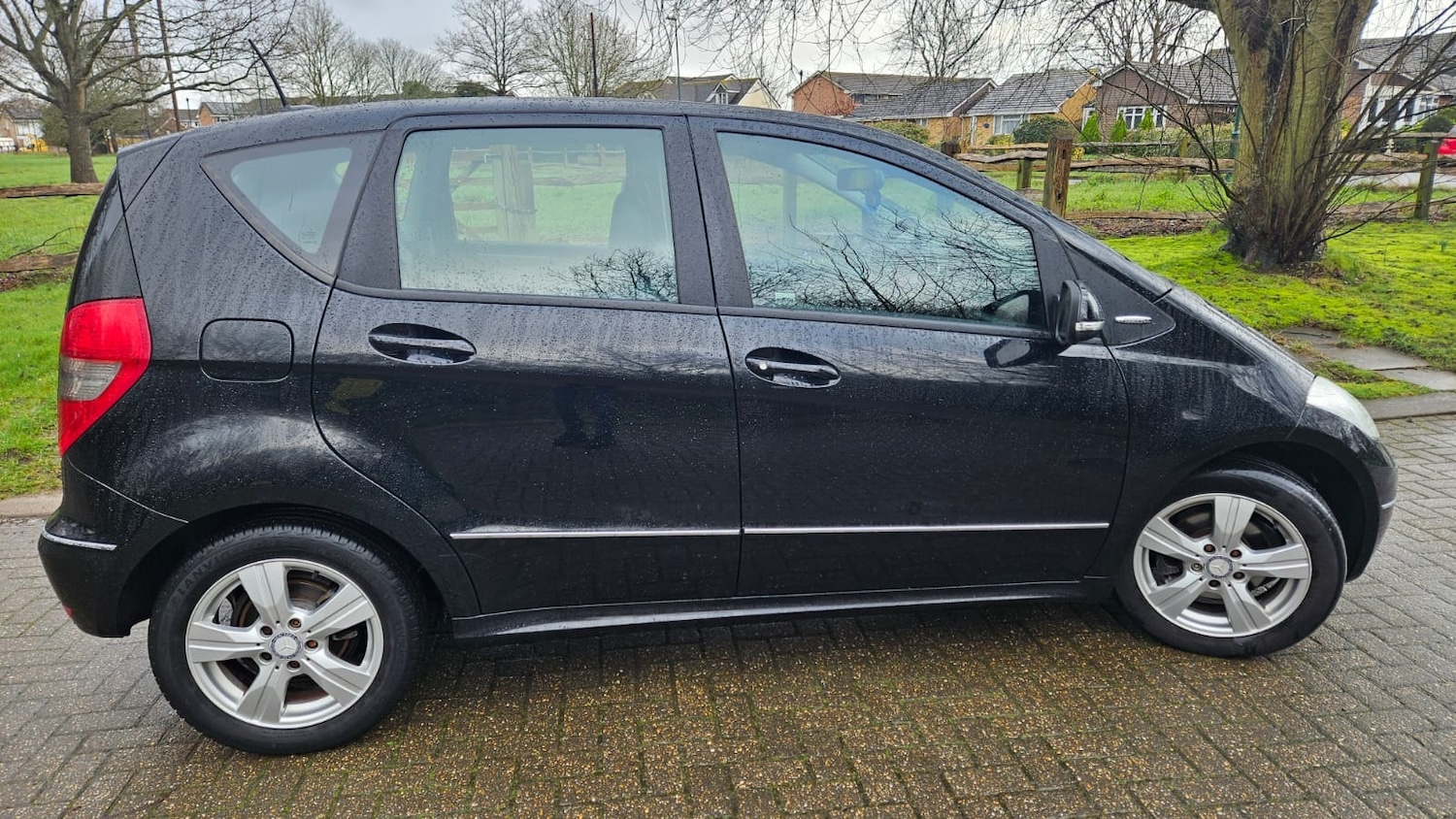 Used Mercedes-Benz A-Class 2012 for sale - 77607715: Photo 10