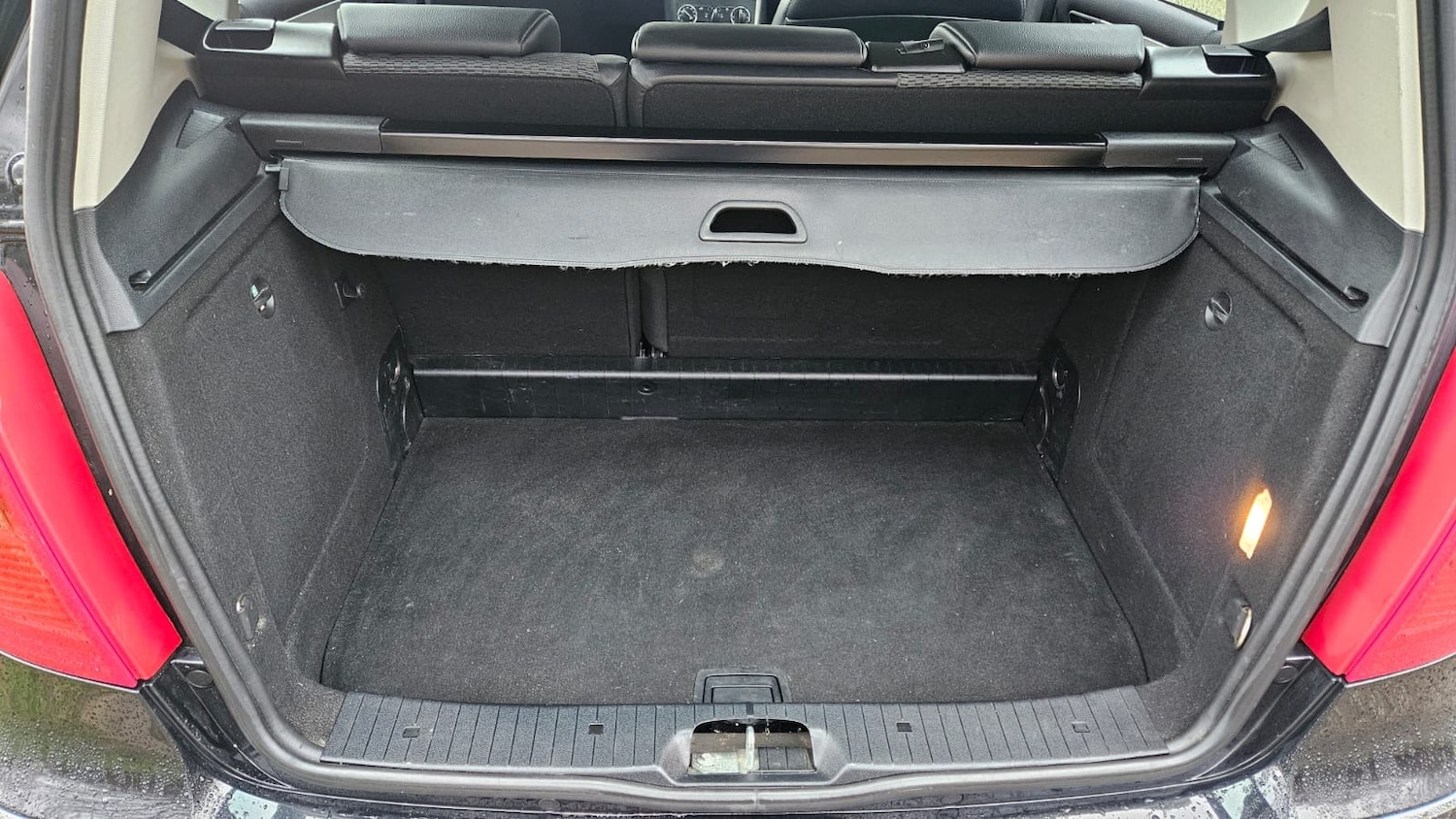 Used Mercedes-Benz A-Class 2012 for sale - 77607715: Photo 20