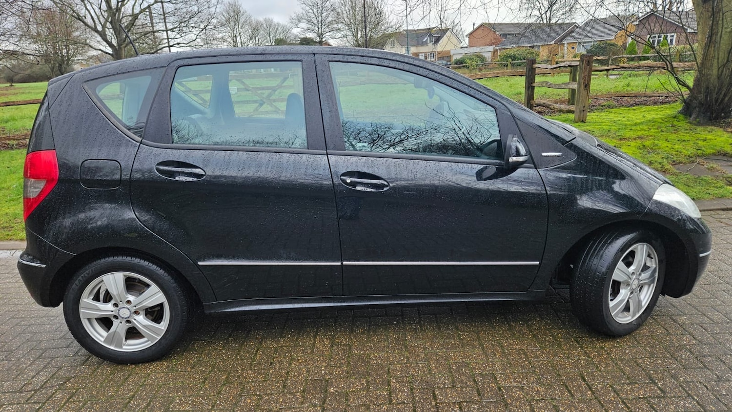 Used Mercedes-Benz A-Class 2012 for sale - 77607715: Photo 28