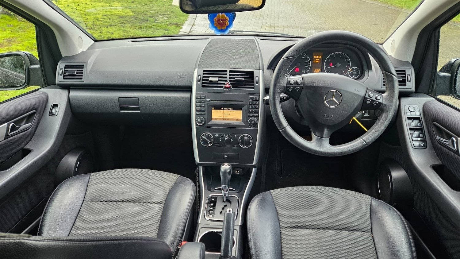 Used Mercedes-Benz A-Class 2012 for sale - 77607715: Photo 3