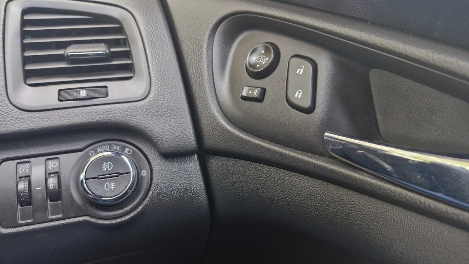 Used Vauxhall Insignia 2016 for sale - 76464329: Photo 50