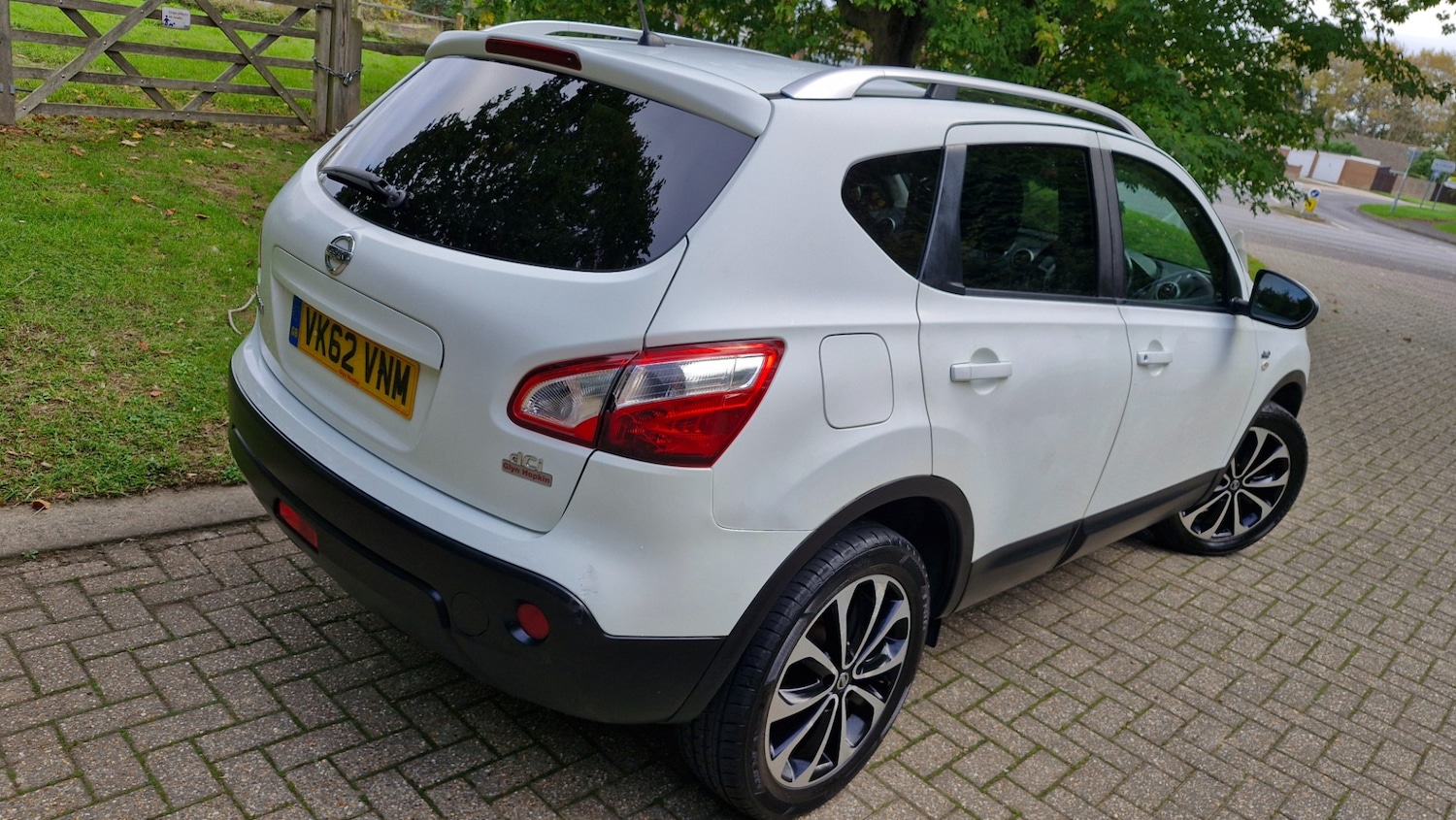 Used Nissan Qashqai 2012 for sale - 76329813: Photo 10