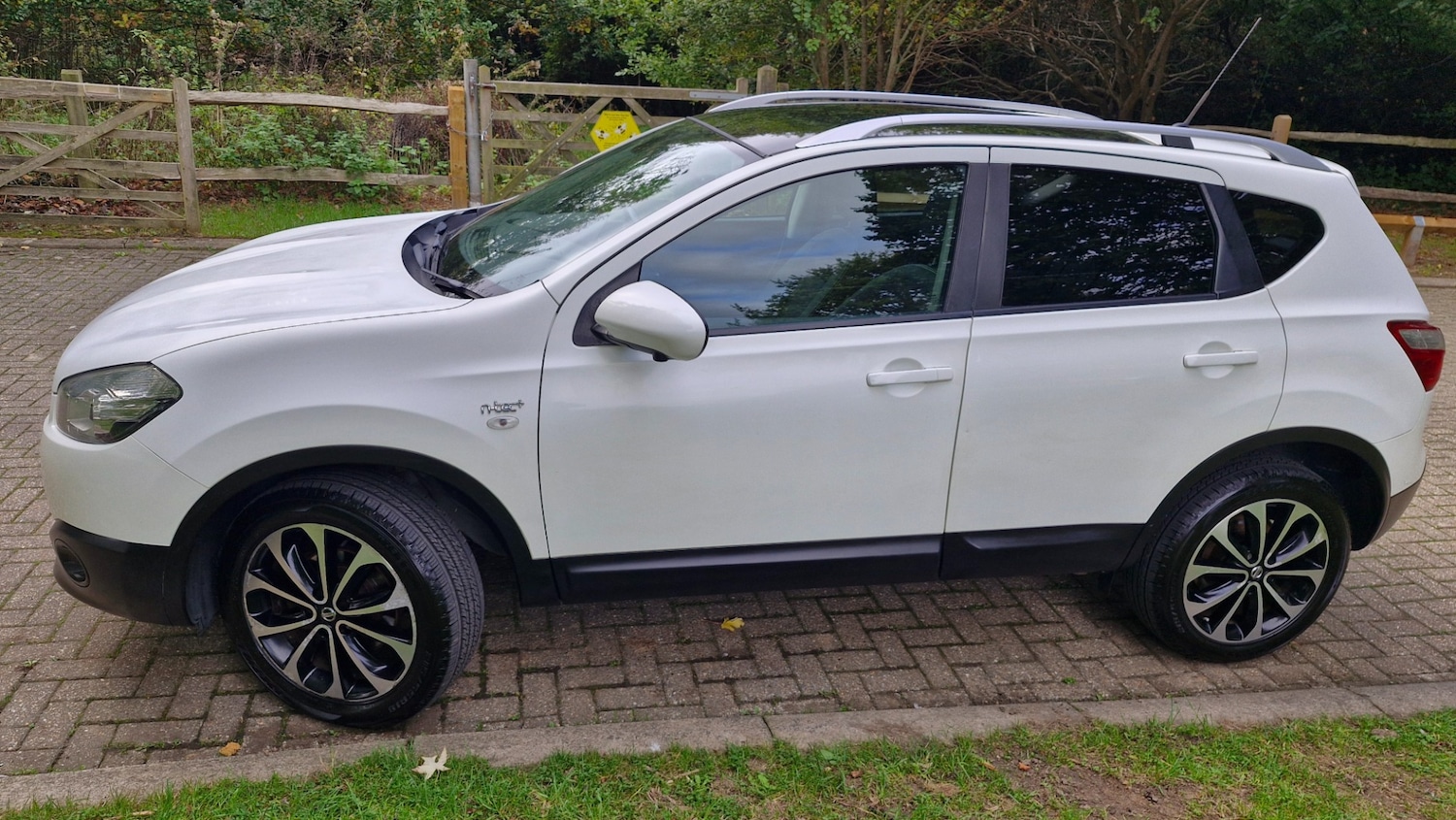 Used Nissan Qashqai 2012 for sale - 76329813: Photo 11