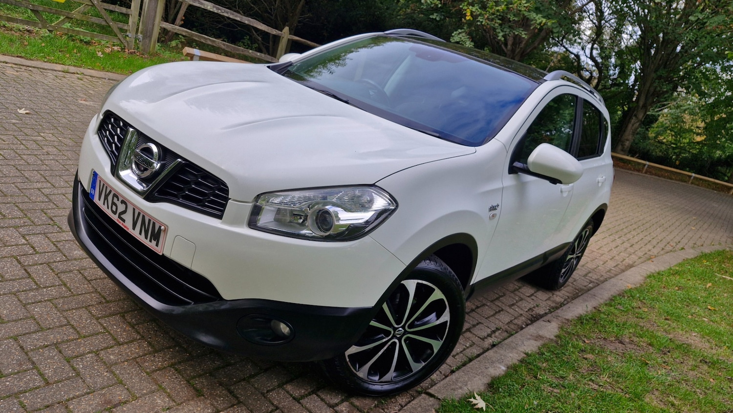 Used Nissan Qashqai 2012 for sale - 76329813: Photo 12