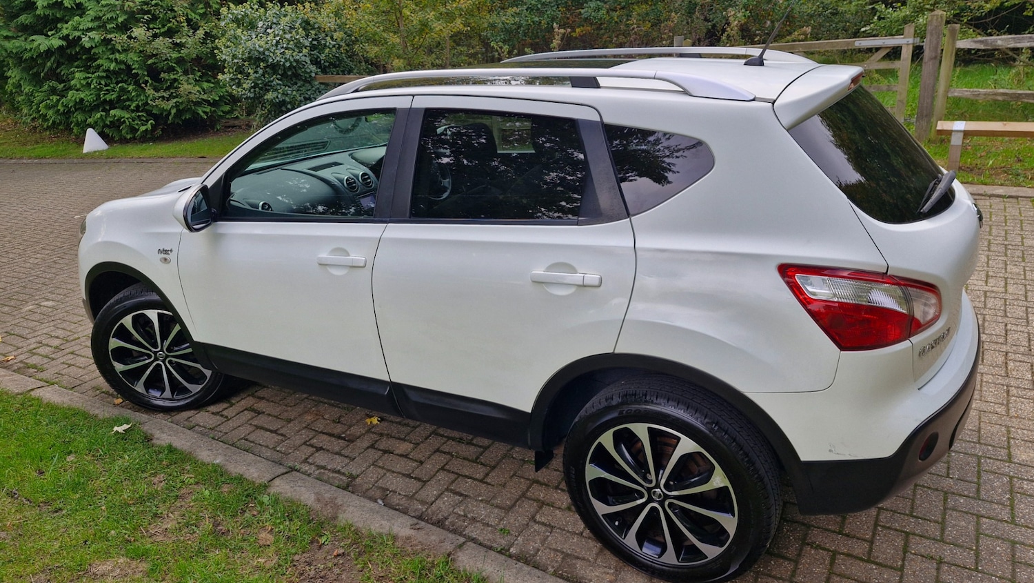 Used Nissan Qashqai 2012 for sale - 76329813: Photo 16