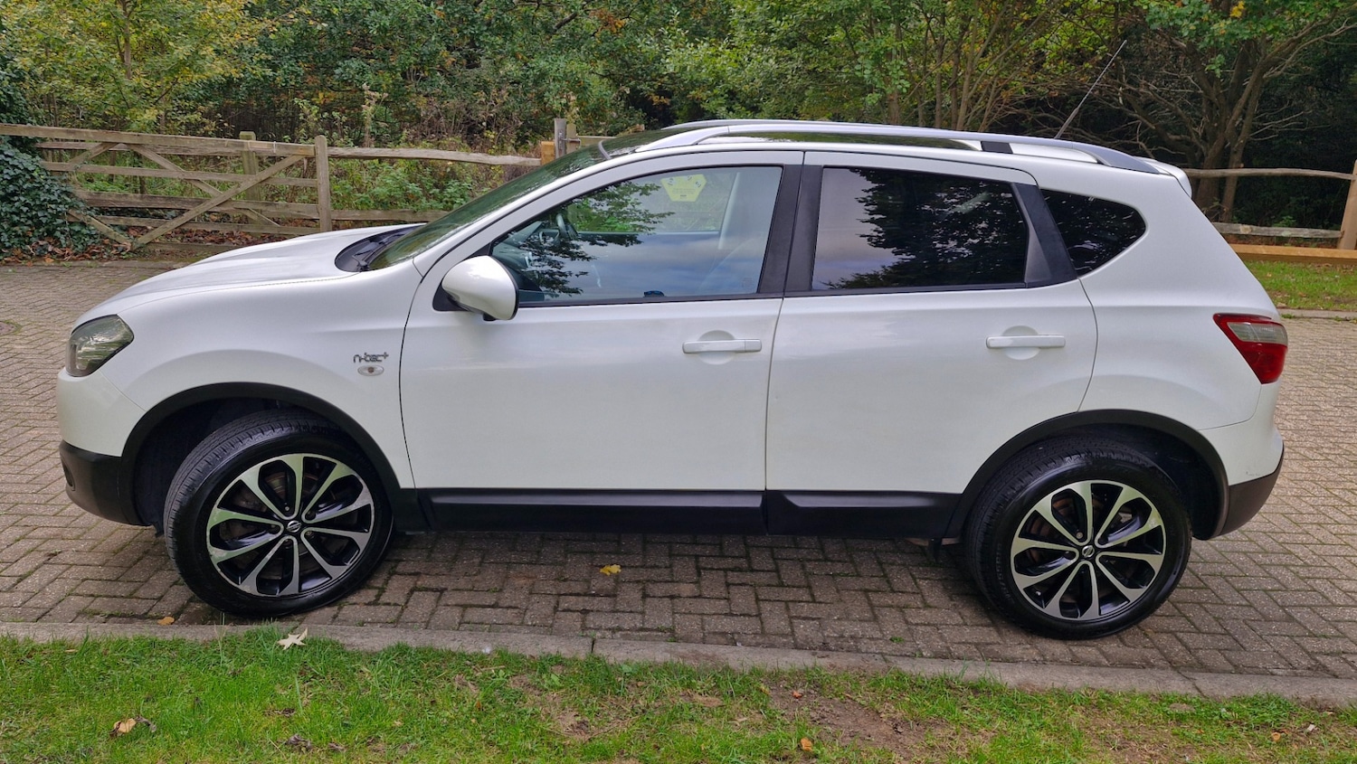 Used Nissan Qashqai 2012 for sale - 76329813: Photo 9