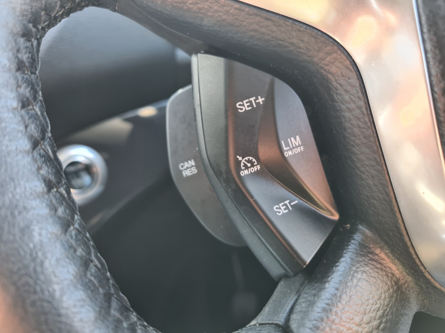 Used Ford Kuga 2014 for sale - 78031389: Photo 45