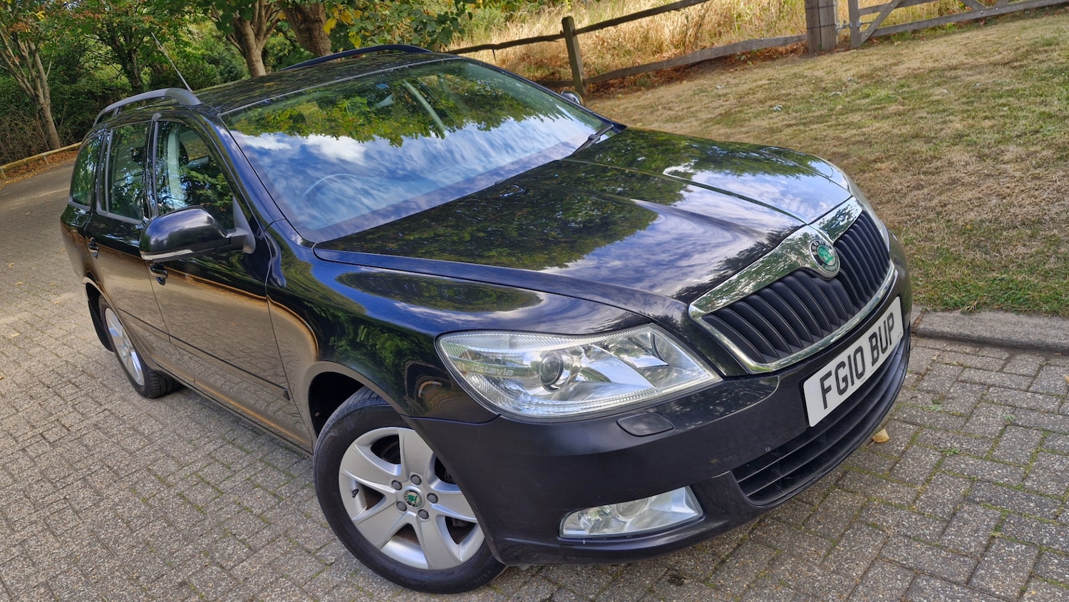 Used Skoda Octavia 2010 for sale - 76354982: Photo 1