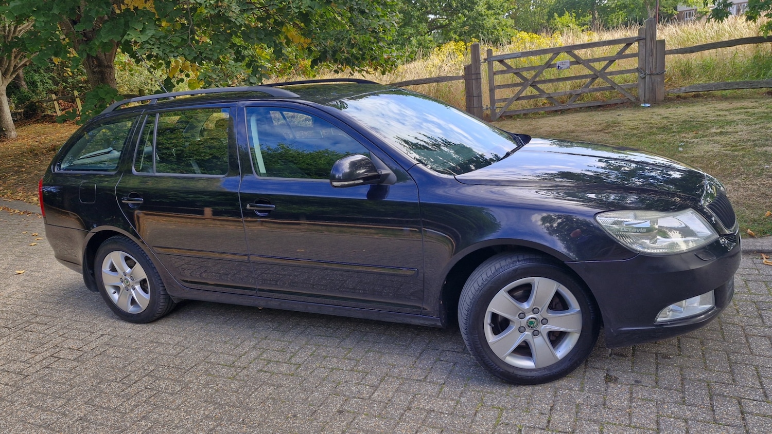 Used Skoda Octavia 2010 for sale - 76354982: Photo 17