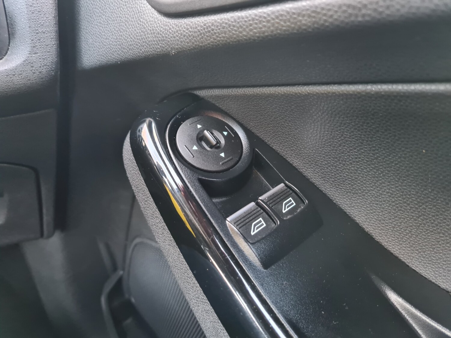 Used Ford Fiesta 2016 for sale - 77842664: Photo 31