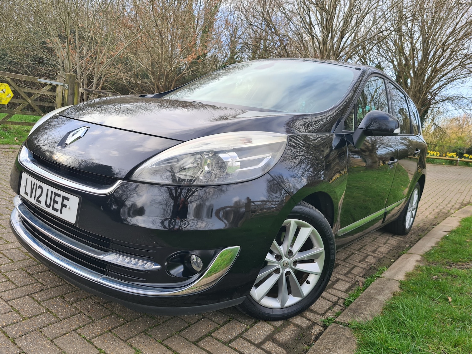 Used Renault Grand Scenic 2012 for sale - 77880827: Photo 12